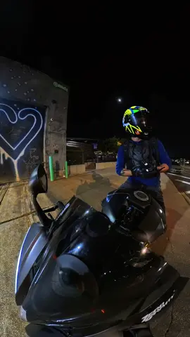 📸 . . . #pose #foryoupage #fyp #nightout #viral 