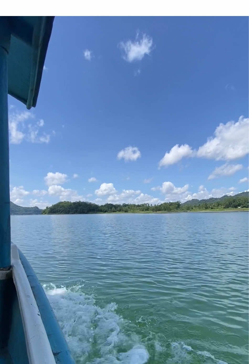 yakin ngga mau naik perahu disini?😋 #wadaslintang #naikperahu #wonosobo #foryoupage #xybca 