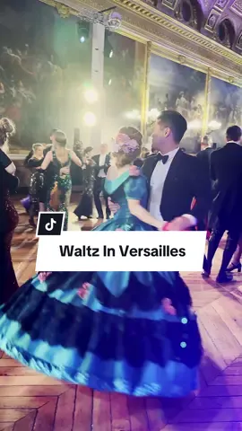 😁 Souvenir d’une valse mémorable avec @joseevanthemsche  🏛️ A l’occasion du Bal du Siècle de Versailles qui a eu lieu le 9 Décembre 2024. —————— 😁 A memory of a memorable waltz with @joseevanthemsche 🏛️ On the occasion of the Versailles Century Ball which took place on December 9th, 2024. #valse #waltz #waltzdance #waltzinfrance #waltzinparis                     