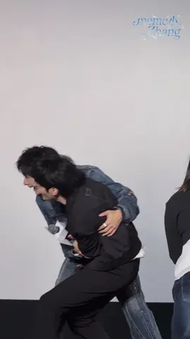 ơ gì đấy gì đấy :> #trinhtuong #tuchanhien #trinhtuong_tuchanhien #xuyang0407 