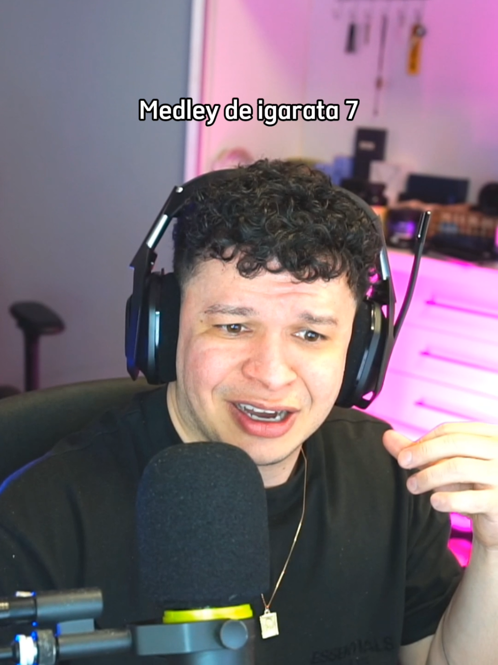 Ouvindo Medley de igarata 7 👀  #mcnegaooriginal #medleydeigarata #react #aruanfelix 