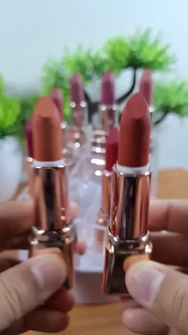 { PROMO DAPAT 6 } Lipstik Glossy Lipstik color red cerah dapat 6 dan bonus mix color