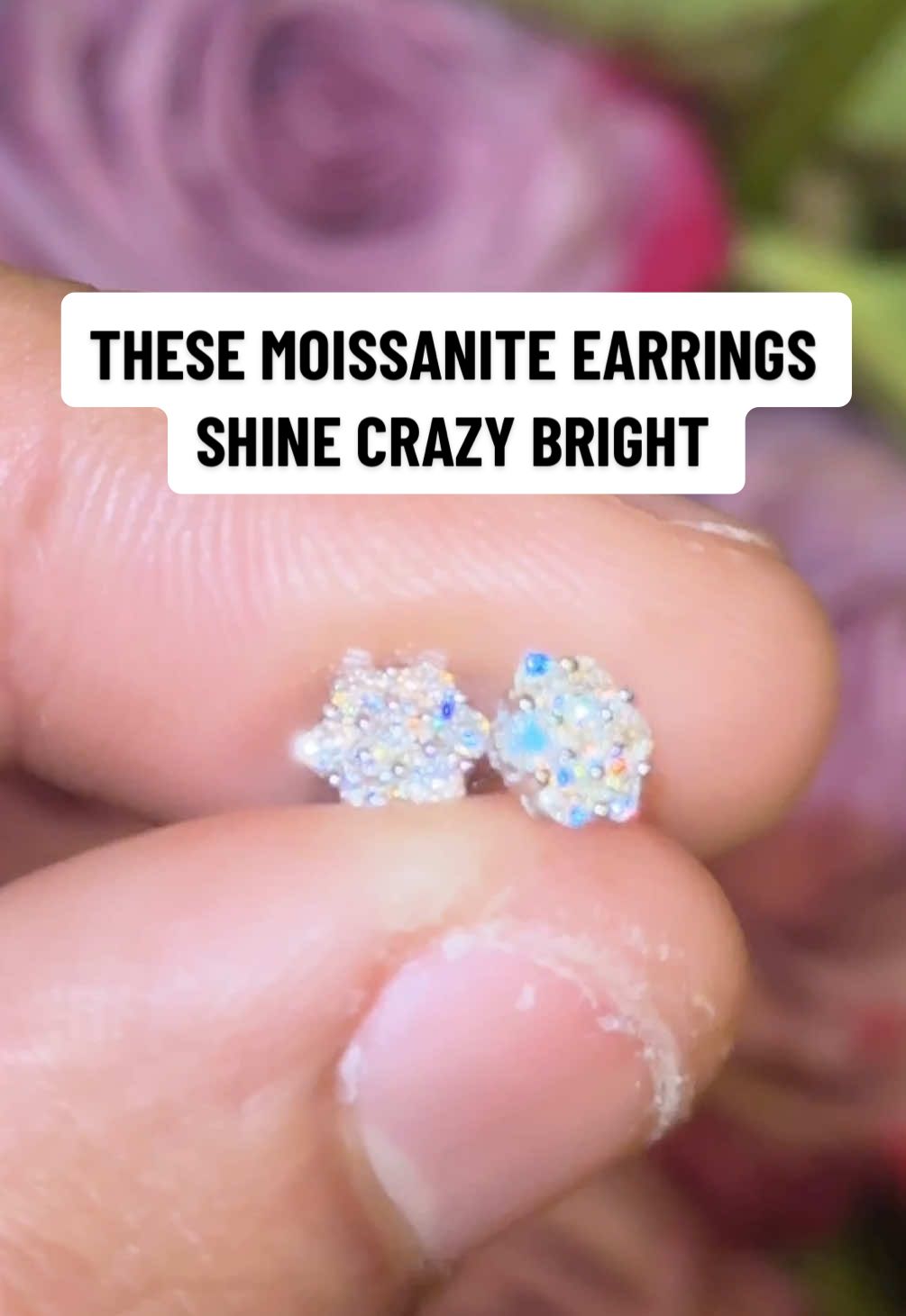 These moissanite earrings shine crazy bright. #moissanite #earrings #tiktokshopfalldealsforyou  #tiktokshopcreatorpicks  #creatorsearchinsights 