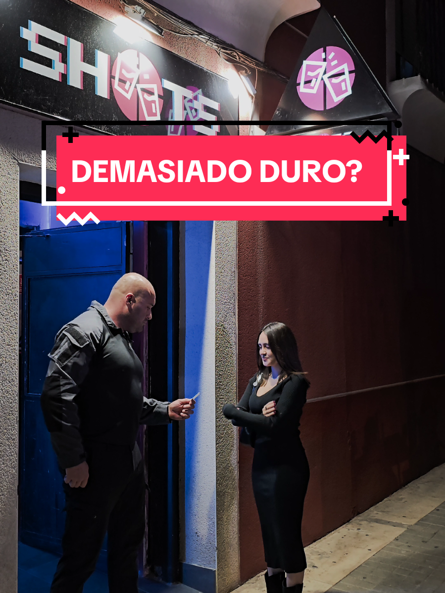 La chica siguió viniendo durante algunas semanas con sus amigas para intentar entrar y la condena se redujo por buen comportamiento, sólo cumplió 3 fines de semana, pero al menos se dio cuenta que sus actos, tienen consecuencias.  Saludos para todos y feliz sábado! Sígueme, deja like y todo lo que no cueste dinero que a mi me ayuda! 😘 #bouncerpower #boliche #discoteca #elporterodeltiktok #elportero 