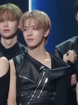 OH MY DOG 🧎🏻‍♀️ #seungho #songseungho #cye #closeyoureyes #fyp