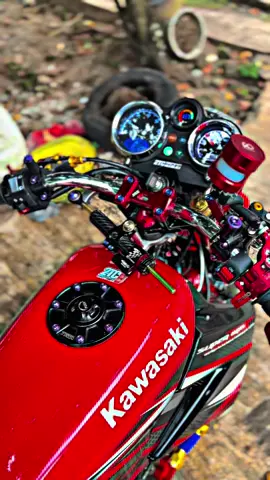 puas-puasin dulu pake ninja siapa tau taun depan bisa beli inova 😇 #kawasakininja #ninja150r #ninjass #twostroke #4u 