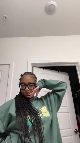 I’ve been slacking on posting my daily updates … Quick little errand run ❤️ #fyp #mommyof3 