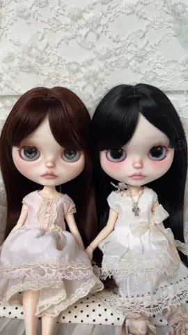 these two adorable cuties 💭 #blythedoll #commission #bffs #dollette #fyp 