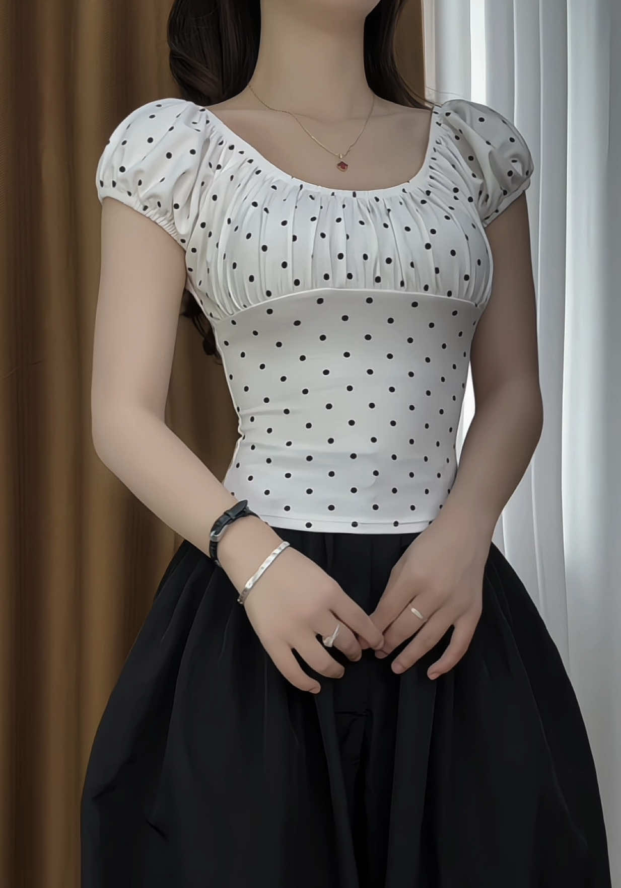 Áo thun ôm tay bồng phom vừa chất cotton 