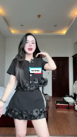 Set áo croptop chân váy A phối hoa bèo #setvaybigsize #shopkimyen61 