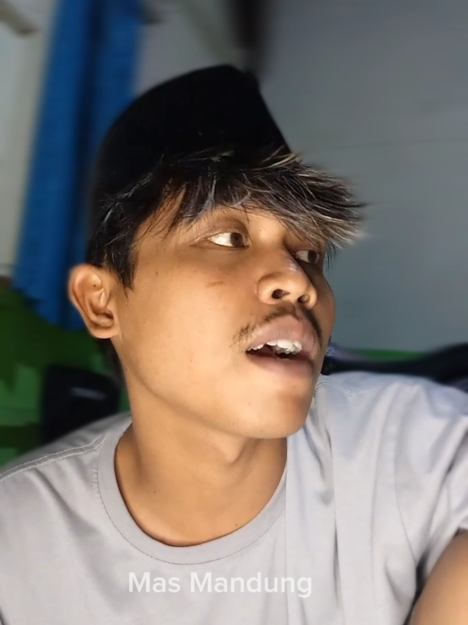 eling ana wong tua sing derajete kudu di angkat 😊. #masmandung #ngapak 
