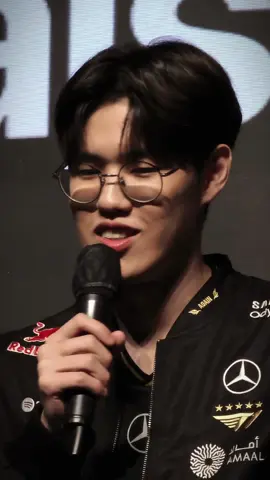 hôm nay Bong ú xin phép được làm “good boy” nha cả nhà🤭🤭🤭 cre:@sicgom_esports #T1 #oner #lol #leagueoflegends #lienminhhuyenthoai 