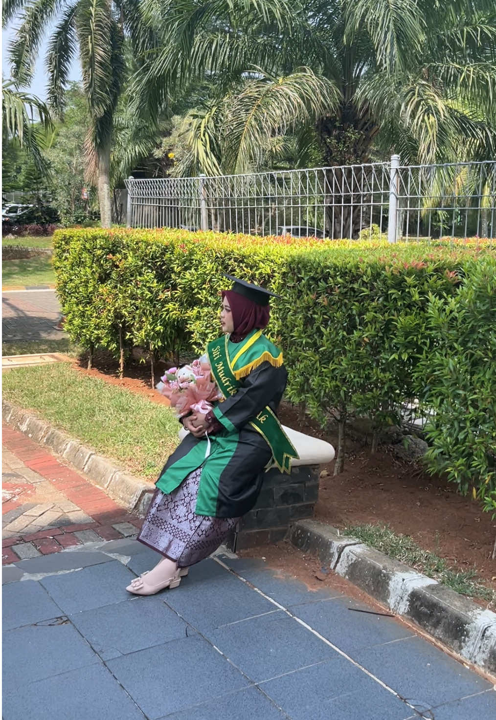 bts foto wisudaan ya guys#fg #wisuda #wisuda2024 #fotowisuda #kelulusan 
