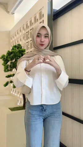 nih ketemuu kemeja buat acaraa formal/pun nonformal bagus bgtt nyaman jg dipake#atasanwanita #kemejaformal #nonformal #polos #tiktokshop 