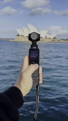 When Sydney serves drama 🎭 Osmo Pocket 3 SpinShot adds the perfect cinematic twist. Created by@jarvisliu559 #djiosmo #osmopocket3 #sydney #travel #Vlog