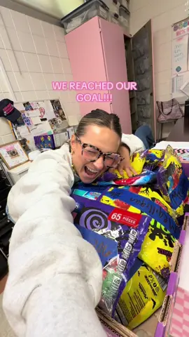 my sweet babies are getting their McDonald’s breakfast!! Thank you thank you!!! #teacherlife #teachersoftiktok #scienceteacher #candydrive #classincentive 