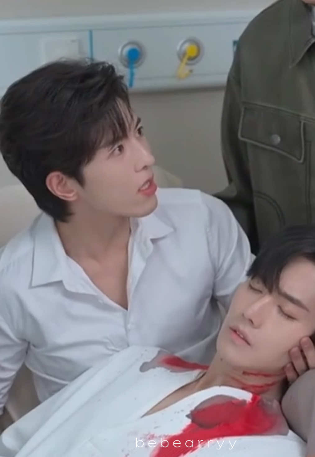 ชิวชิวเชิ้ตขาวคือหล่อมากกก หล่อจะแบ้ เข้าใจหวงซิงทุกอย่างอะ แฟนน่ารัก หล่อ สวย ครบจบหมด โคตรวาสนาดี #ซิงชิว #Xingqiu #huangxing #QiuDingJie #DesireTheSeries 