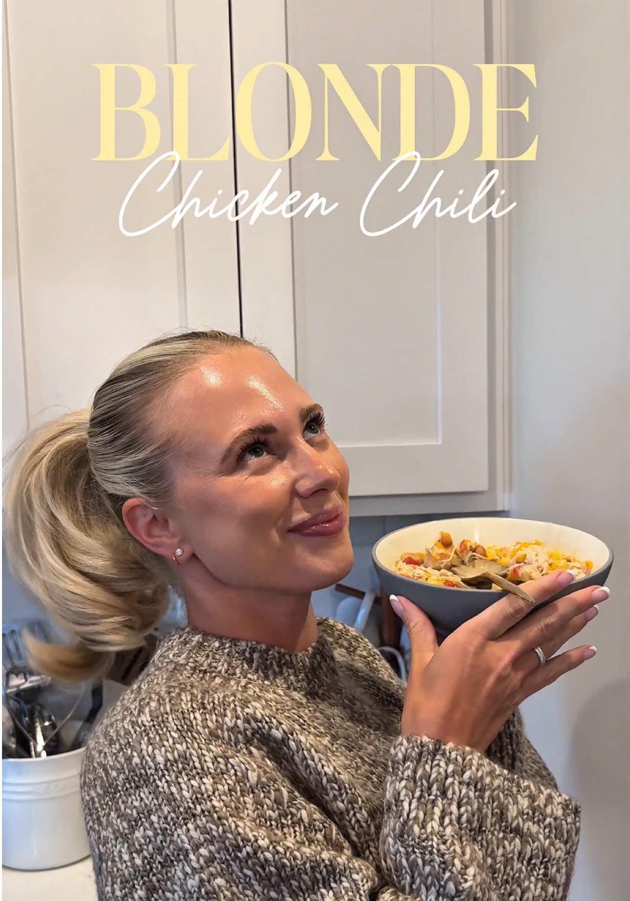The perfect crockpot chili recipe for a cozy fall day! 🫘 🍂 This white chicken chili is home style good and so easy for busy nights with family!  Recipe:  3 chicken breasts 1 can white beans 1 can kidney beans 1 can green chilis 1 can rotel 1/2 onion diced 1 bag frozen corn  3 tbsp minced garlic 1 tbsp cumin 1 tsp red pepper flakes 1 ranch packet 3 cups chicken broth Salt & Pepper 1 8oz block cream cheese Cook everything EXCEPT the cream cheese on high for 4 hours (7 hrs if chicken was frozen) Add cream cheese and cook for another 30 minutes. Top with shredded cheese and fresh cilantro and serve🤎🥣 #easycrockpotrecipe #fallrecipes #crockpotmeals #familydinnerideas 