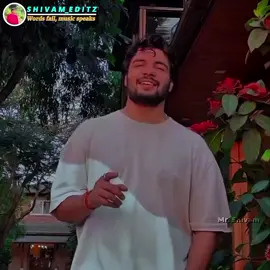 Kisi ek kaa hoo ke rehna woh kamaal hota hai..!!😍🫂❤️ . . . . . #fypシ゚ #related #feelings #trending #explore @TikTok 