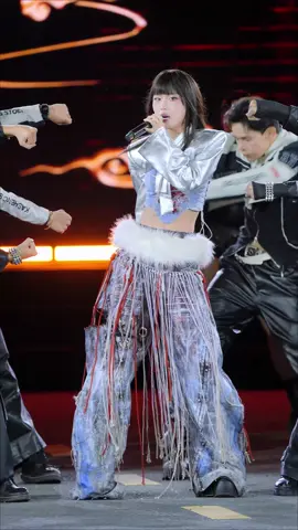 Cảm ơn Hà Nội rất nhiều 💕🐪🍀 #HanSara