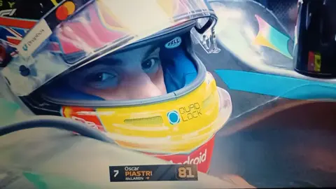 ocean eyes 👀 #oscarpiastri #81 #mclaren #F1 #singapore 
