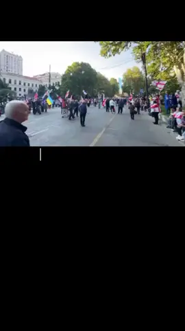 Ранее МВД Грузии призвало оппозицию, которая анонсировала митинги, не выходить за рамки закона, сообщает @SputnikGeorgia.