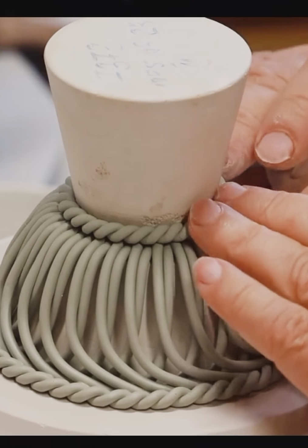 A small basket woven entirely by hand#ceramicart #Craftsman #handwoven #handmade #ceramicstudio 