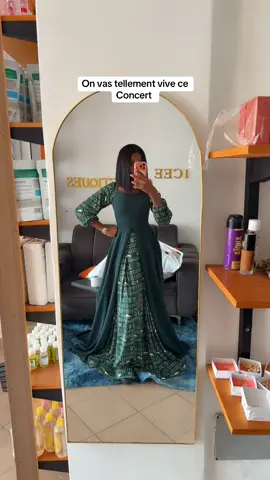 Le père on t’a dit le stade #concertbenaud @DEZ SHOP BOUTIQUE 🛍️ 🛒🛍️ @FLEURY WORLD 🤍☘️❤️ @emeraudepierreprecieuse3 @🧸 She's 🥹 Ciana 🇳🇬 @Affoua Estha Koffi @Angelo 