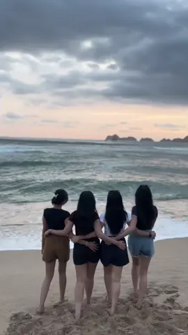 keliling dunyo🤤#promoseruweekend #fypシ゚ #4u #fyppppppppppppppppppppppp 