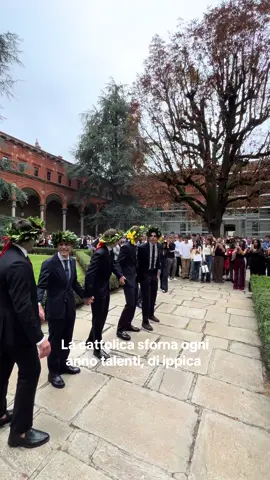 Ippodromo università cattolica  #lauree #unicatt @Unicatt  @Filippo  ti aspettiamo anche qui