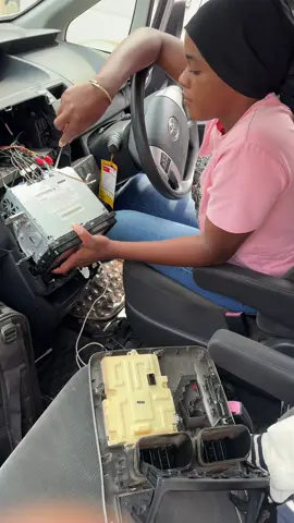 #hildacaraccesorieskampala #caraccessories #caraccesorieskampala #caradiokampala #caraccessoriesuganda 