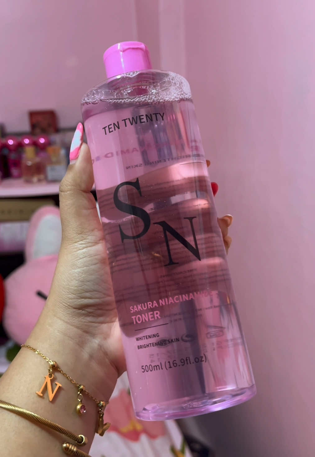 this sakura niacinamide toner = your new glow secret 🌸💫 @Ten Twenty Beauty  #tentwenty #sakuraniacinamide #niacinamidetoner #toner #whiteningtoner 