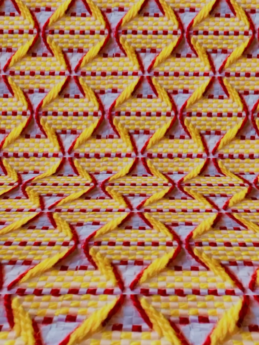 Creative Wool Embroidery Designs: Ason Plastic Craft Ideas #Embroidery #Woolen #Ason #Crafts #Plastic 