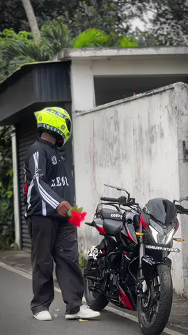 Luvhhhh…!🥹♥️💐 #leora❗️ #foryou #ns200 #mashaallah #viralvideo #srilankan #viraltiktok #ns200bs7 #goviral #trend #modify #addiction #fypage 