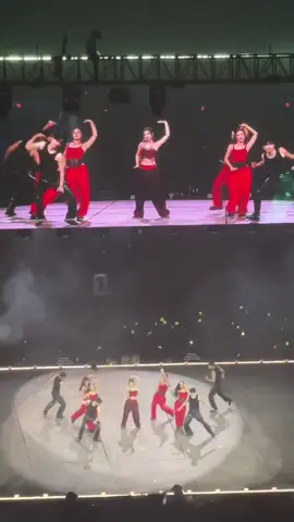 Nayeon MEEEEEE solo stage at PH Arena 😌  #twice #Nayeon #twiceatPhilippineArena #twice_thisisfor_world_tour #creditstotheownerofthisvideo 