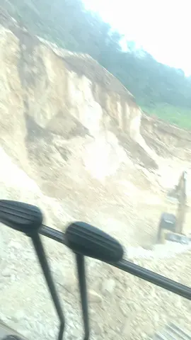 pura chulada de material ! extrayendo .arterial de cerro 