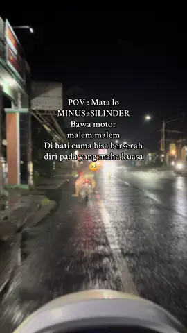 1. Meleng dikit nubruk             2. Sering di katain SOMBONG sama yg manggil🥹mataku ngeblur anj🥹cuma liat UANG aja mataku ndak ngeblur😂auto HD🤪😍#fyppppppppppppppppppppppp 