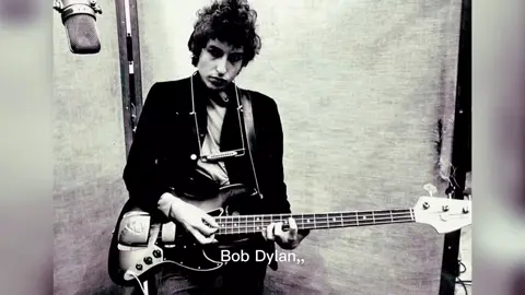 Bob Dylan, lahir sebagai Robert Allen Zimmerman pada 24 Mei 1941 di Duluth, Minnesota, adalah musisi dan penyair yang mengubah wajah musik modern. Tumbuh di keluarga kelas menengah Yahudi, ia menunjukkan bakat musik sejak remaja, terinspirasi oleh folk dan blues. Pada 1961, ia pindah ke New York City, tampil di kafe Greenwich Village, dan cepat jadi sensasi dengan suara serak dan lirik puitisnya. Album keduanya, The Freewheelin’ Bob Dylan (1963), menjadikannya suara generasi, terutama melalui lagu-lagu protes politik. 
 Dylan terkenal karena lagu-lagu seperti Blowin’ in the Wind dan The Times They Are A-Changin’, yang jadi anthem gerakan hak sipil dan anti-perang Vietnam di 1960-an. Liriknya mengecam rasisme, ketidakadilan sosial, dan militerisme, menggugah kesadaran politik di Amerika. Album seperti Highway 61 Revisited (1965) dan Blonde on Blonde (1966) memadukan folk, rock, dan puisi, memengaruhi musisi dan aktivis global. Meski sempat menjauh dari lagu protes, pandangannya tentang kebebasan dan kebenaran tetap memicu diskusi politik, dari Perang Dingin hingga isu modern.
 Masih hidup hingga kini, Dylan dihormati sebagai penerima Nobel Sastra 2016, satu-satunya musisi yang meraih penghargaan ini atas “ekspresi puitis baru dalam tradisi lagu Amerika.” Warisannya melampaui musik, menginspirasi gerakan sosial dan politik dunia. Salah satu kutipan legendarisnya, “Jawaban tertiup bersama angin,” dari Blowin’ in the Wind, mencerminkan cara halusnya mempertanyakan ketidakadilan. Dari Minnesota hingga ikon global, Bob Dylan adalah suara perubahan yang tak pernah pudar! 
 #sejarah #tokohdunia #musik #bobdylan #politiktok
