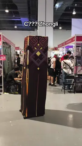 New Zhongli buff? Hahaha #cosplaymania2025 #zhongli 