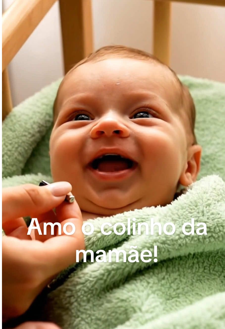 Amo o colinho da mamãe!🥰🍼   #beberealista #bebefofinho #bebeia 
