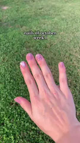 as always all polishes are from my @Olive & June collection 🥰 #oliveandjune #newnails  shades used: base - world lit metallic - supernova dots - bunny slope