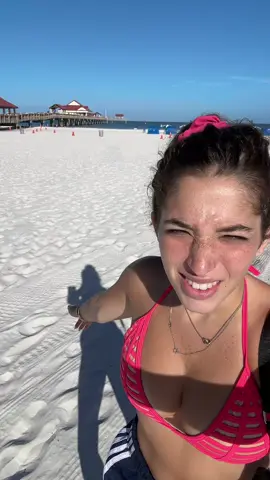 this is your sign to make that move #moving #florida #college #contentcreator #beachday 