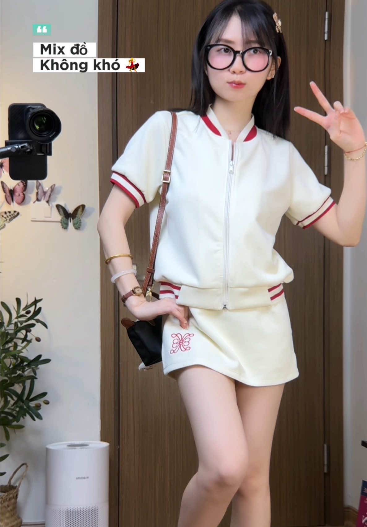 Set bộ thể thao đang có deal mở bán mn ơi ✨💃 #xuhuong #setbo #setboxinh #meozbasic 