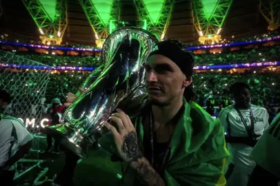 ايبانيز#الاهلي_عشق_لا_ينتهي💚💚💚💚💚💚🤍🤍🤍🤍🤍🤍🤍 