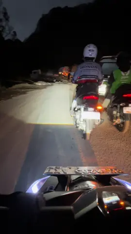 lintas barat dengan jumpscare nya😂#vario #matictranssumatra #matictransjawa 