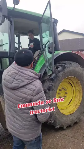 Emanuela  se  face tractorist #fyp #viralvideos #videos #viral #viral_ 
