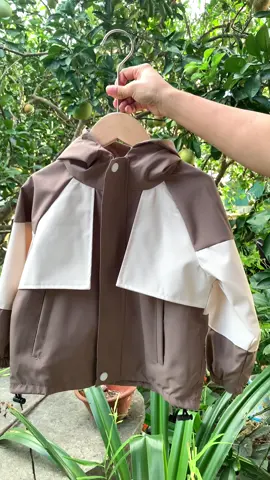 Áo khoác gió cho bé trai bé gái#aokhoac #aokhoacchobe #thoitrangtreem #fashion #xuhuong 