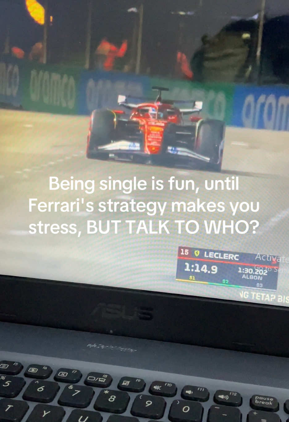 still looking for my tifosi fineshytt😔☝🏻 #formula1 #ferrari #charlesleclerc #singaporegp #tifosi 