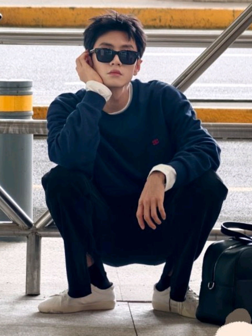 tim gasabar besok liat yuan di PFW Celine😍 rambutnya udh panjang gess🫠 #chenzheyuan #chenzheyuan陈哲远 #actorchinese #fyp 