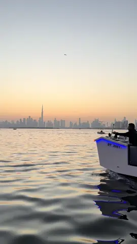 Hind boat  1 hour 450  2 hours 750  3 hours 1050  Dubai creek Harbour  Enjoy your trip with novaboats🌊
